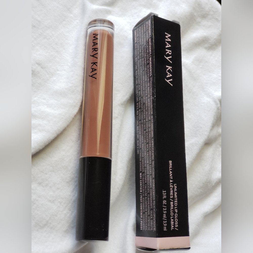 Mary Kay Unlimited Lip Gloss - Tawny Nude - Picture 4 of 4